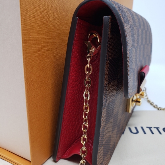Like New Louis Vuitton Croisette Scarlet Chain Wallet! - Picture 4 of 10